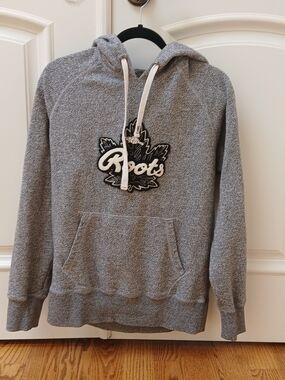 Roots Men's Gray Hooded Pullover Sweatshirt